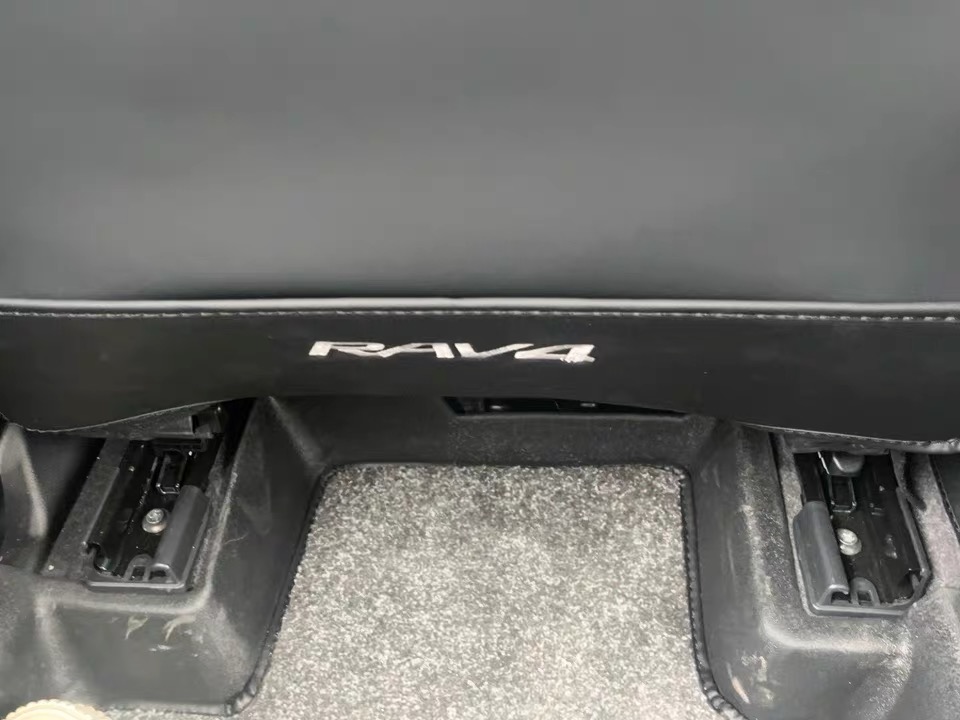 Car kick mat install